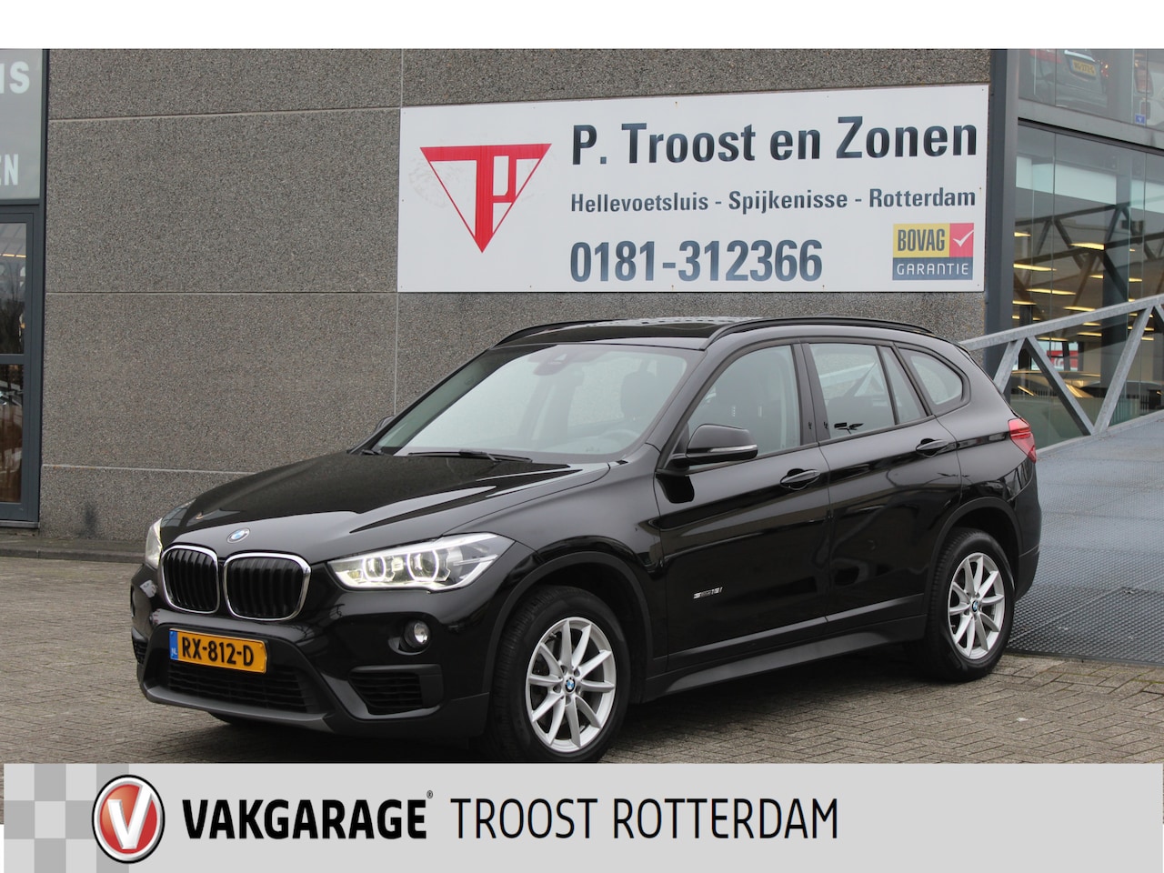 BMW X1 - sDrive18i Executive Automaat | Panoramadak | Lederen bekleding | Cruise control | Climate - AutoWereld.nl