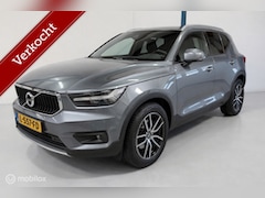 Volvo XC40 - 2.0 T4 AWD Momentum PANO/NAVI