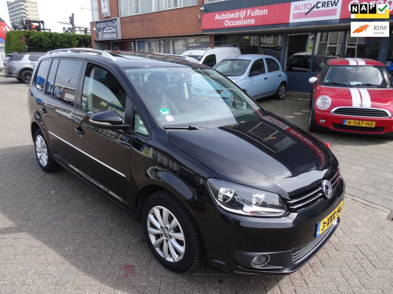 Volkswagen Touran - 1.2 TSI Highline BlueMotion 7p./Navi/PANODAK/Park.sensor - AutoWereld.nl