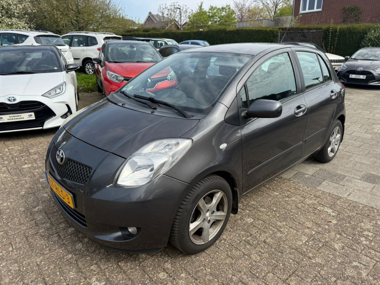 Toyota Yaris - 1.3 VVT-i Sol 1.3 VVTi Sol - AutoWereld.nl