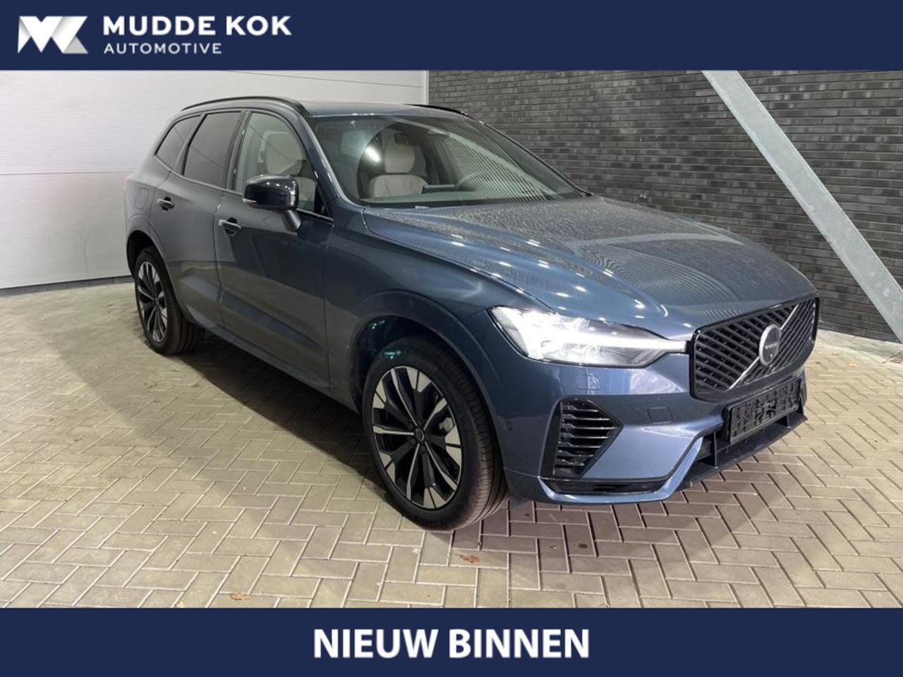 Volvo XC60 - T8 Plug-in hybrid Ultra Dark | Luchtvering | Head-Up | 360° Camera | Trekhaak | ACC | harm - AutoWereld.nl