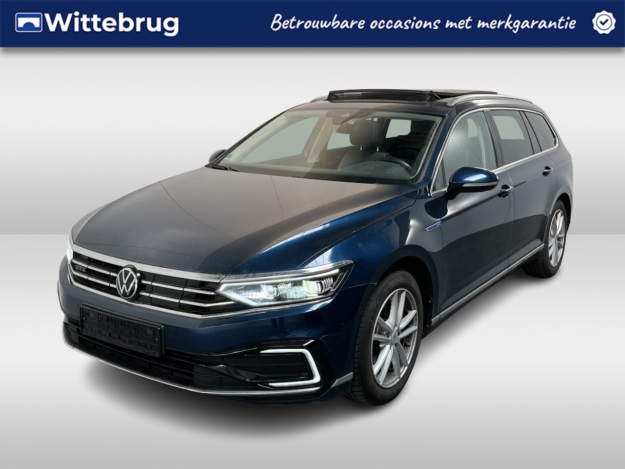 Volkswagen Passat Variant - 1.4 TSI PHEV GTE / AUTOMAAT/ PANO/ TREKHAAK/ DCC/ PARK.SENSOR + 360 CAMERA/ MEMORY SEAT/ E - AutoWereld.nl