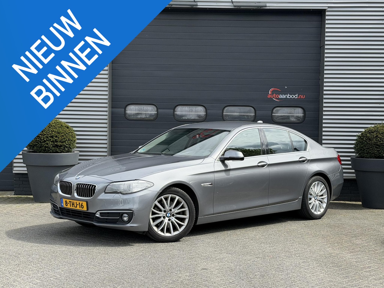 BMW 5-serie - 520i Last Minute Edition | Navigatie | Xenon | Comfort Stoelen | Memory | Lederen Bekledin - AutoWereld.nl