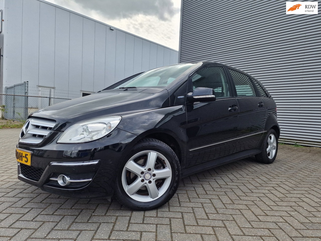 Mercedes-Benz B-klasse - 160 BlueEFFICIENCY PSENSOR LEDER 2 X SLEUTELS - AutoWereld.nl