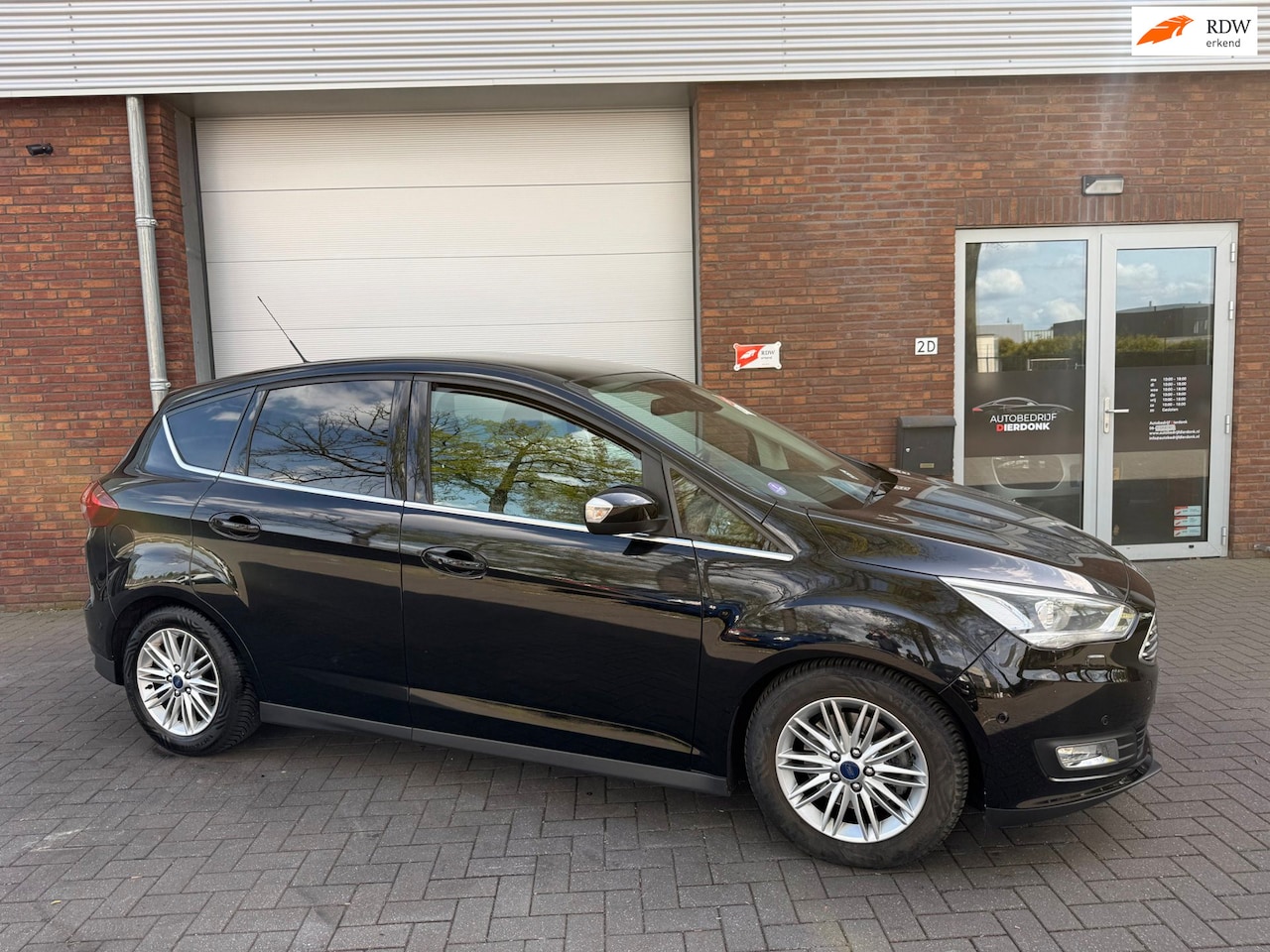 Ford C-Max - 1.5 Titanium|NAVI|AIRCO|NIEUWE APK|PANO|150PK - AutoWereld.nl