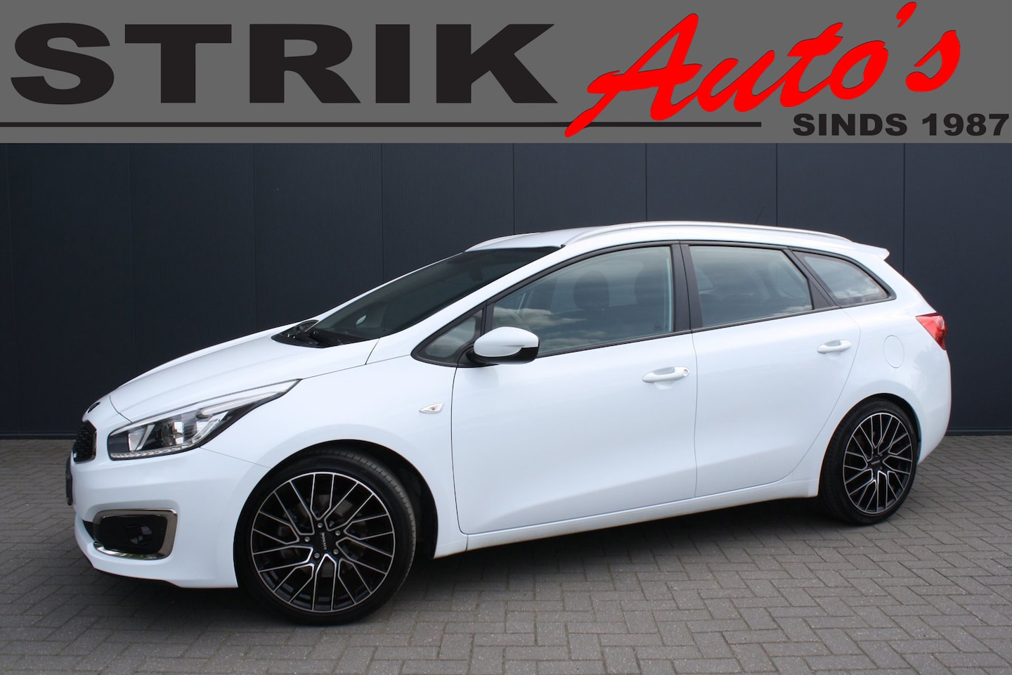 Kia Cee'd Sportswagon - 1.6 GDI ComfortPlusLine NAVIGATIE CAMERA - AIRCO - TREKHAAK - AutoWereld.nl