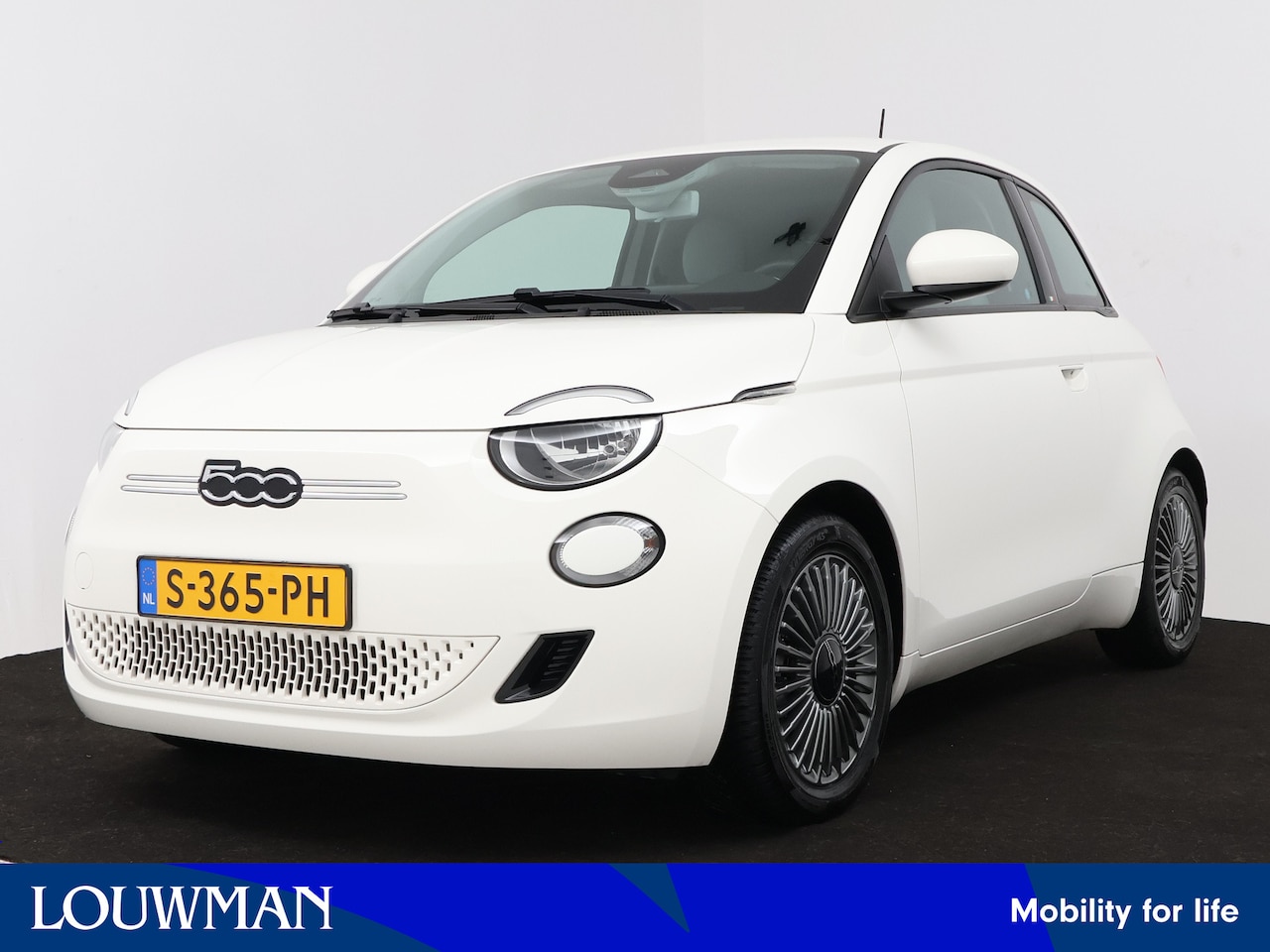 Fiat 500 - Passion 42 kWh | Climate Control | Navigatie - AutoWereld.nl