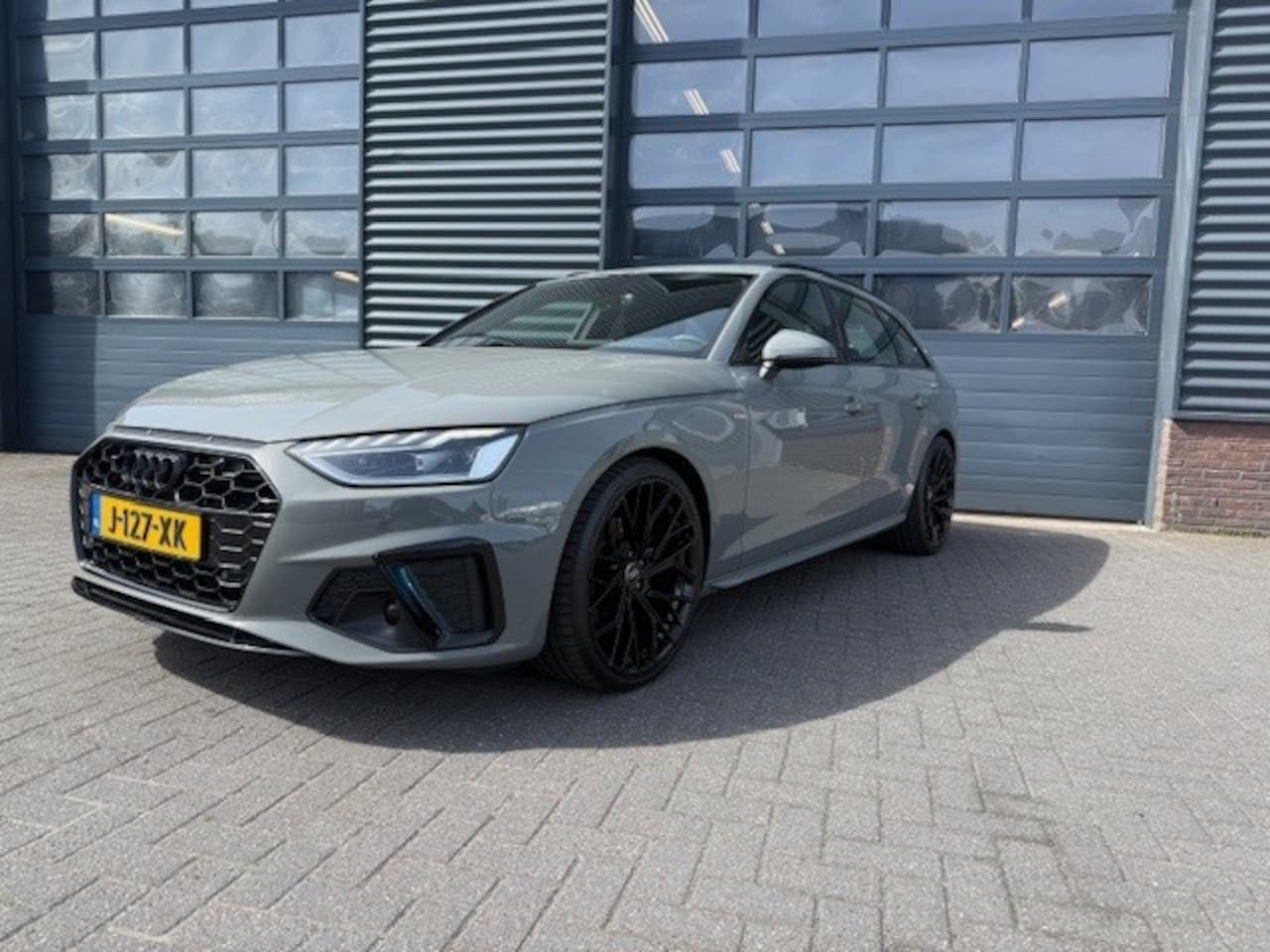 Audi A4 Avant - 35 TFSI S-Line Automaat Carplay Pdc Trekhaak - AutoWereld.nl