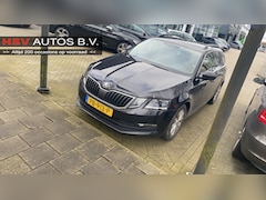 Skoda Octavia Combi - 1.6 TDI Greentech Ambition Business