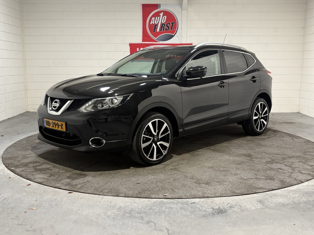 Nissan Qashqai - 1.2 Tekna 1.2 Tekna, NL auto, Lage km stand, Leer, Panoramadak, 360 camera, Cruise, Clima, Trekhaak, - AutoWereld.nl