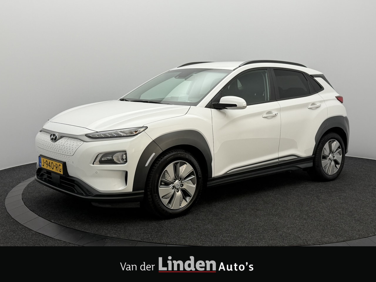 Hyundai Kona Electric - EV Premium 64 kWh 3- Fase SOH 96,5% | Warmtepomp | Camera | Navigatie | Head-Up Display | - AutoWereld.nl