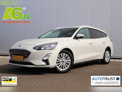 Ford Focus Wagon - 1.0 EcoBoost Hybrid Titanium X Business Trekhaak Navigatie Carplay Android Achteruitrijcam