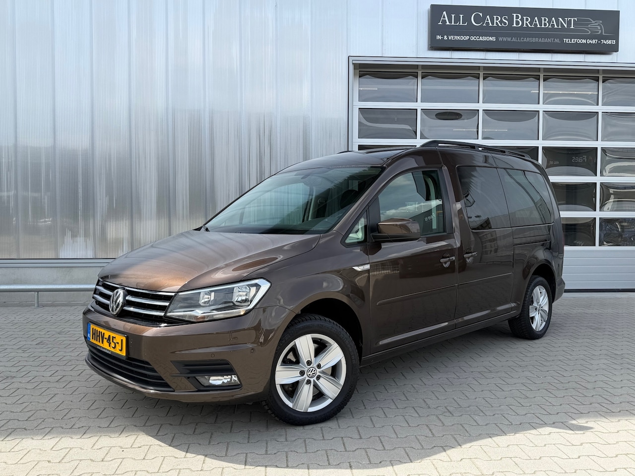 Volkswagen Caddy Maxi - 1.4 TSI Highline / 7 persoons / stoelverw / camera - AutoWereld.nl