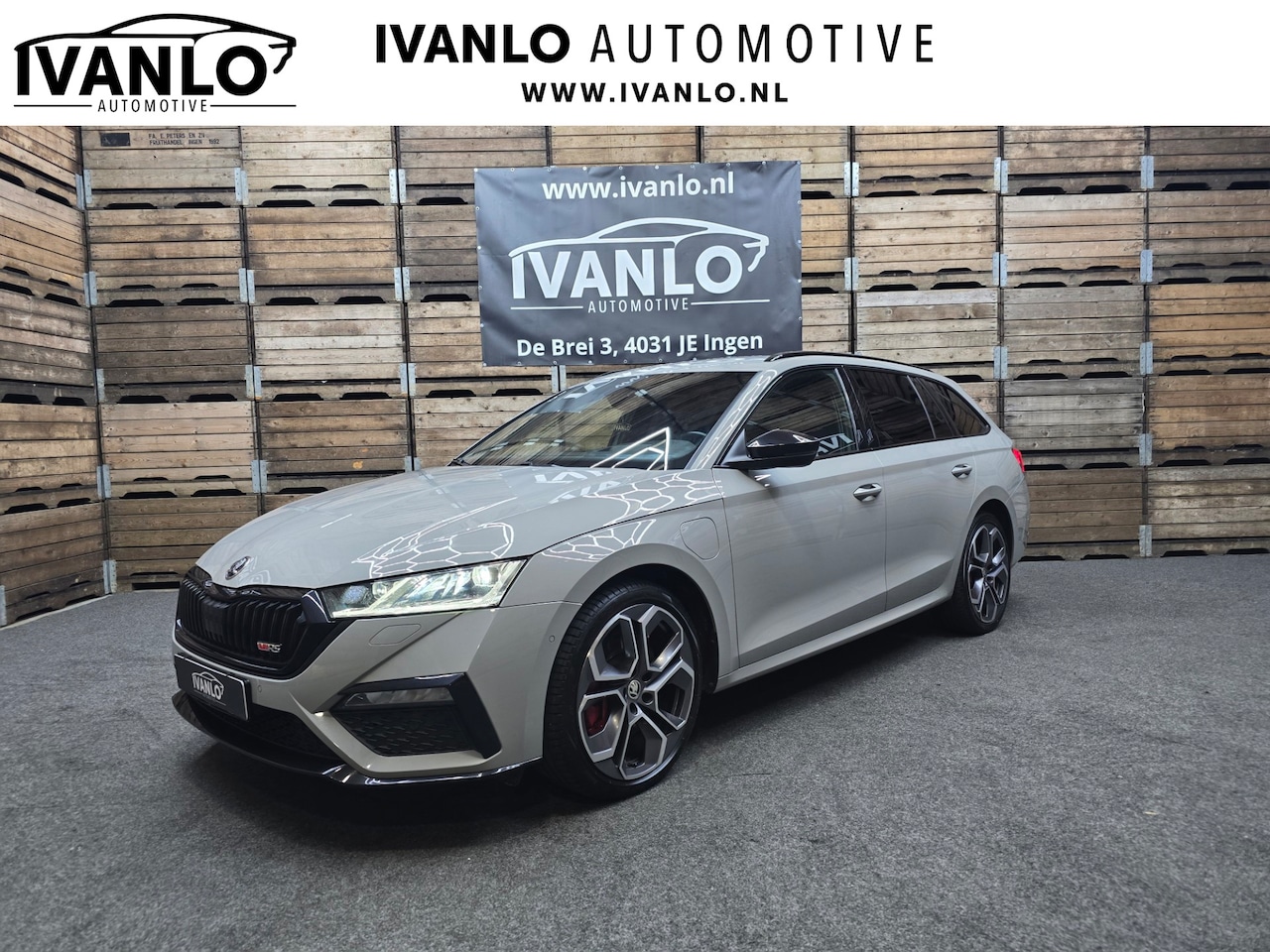 Skoda Octavia Combi - 1.4 TSI RS iV PHEV Business First Edition Navi Clima Cruise HUD 19'LM 245PK! - AutoWereld.nl