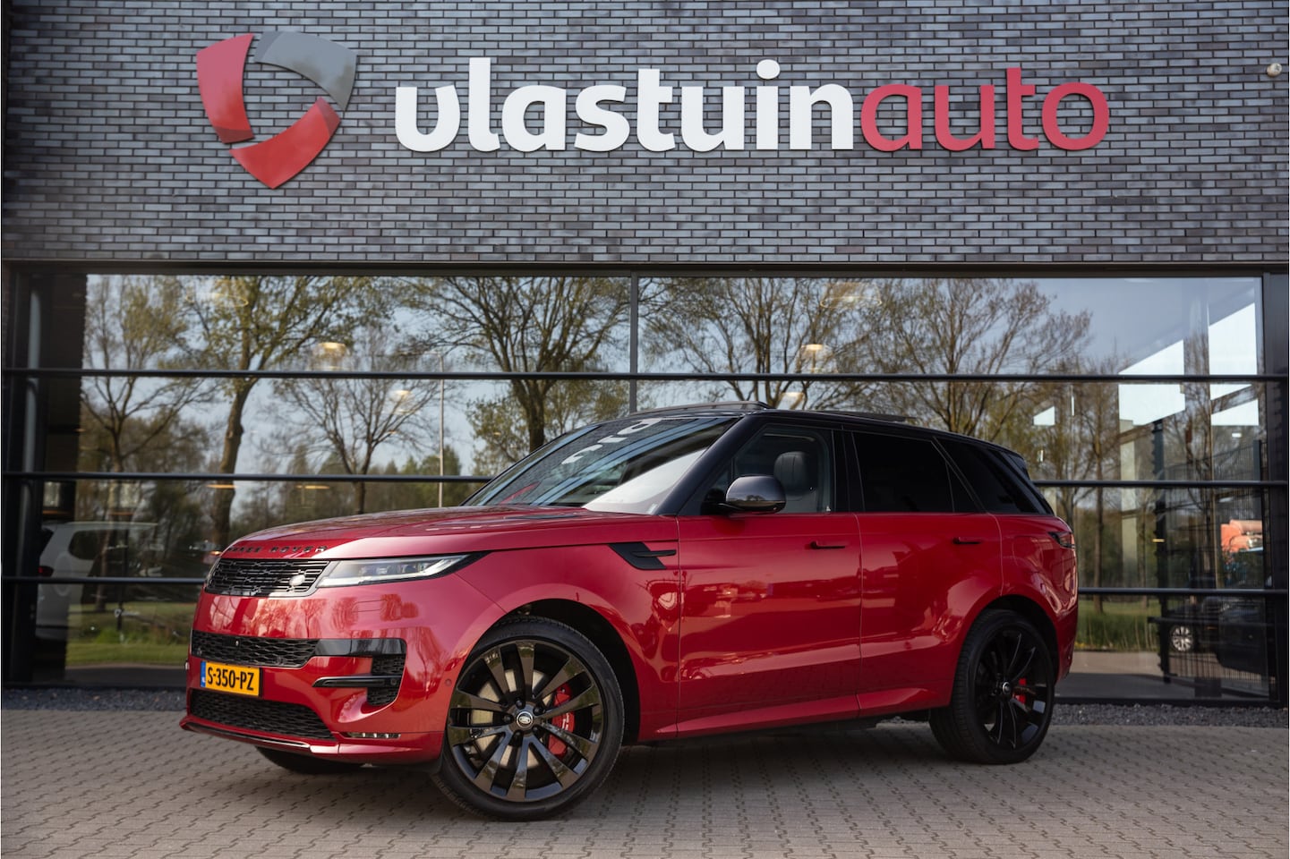 Land Rover Range Rover Sport - 3.0 P510e First Edition , Alcantara hemel, Panoramadak, Meridian, - AutoWereld.nl