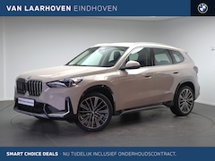 BMW X1 - xDrive25e xLine Automaat / Trekhaak / Sportstoelen / Achteruitrijcamera / Comfort Access /