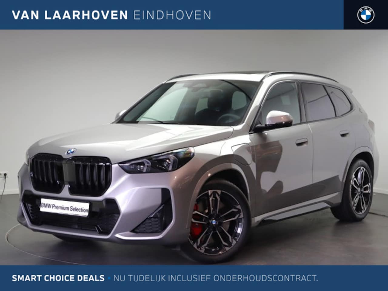 BMW X1 - xDrive25e M Sport Automaat / Panoramadak / Trekhaak / Sportstoelen / Achteruitrijcamera / - AutoWereld.nl