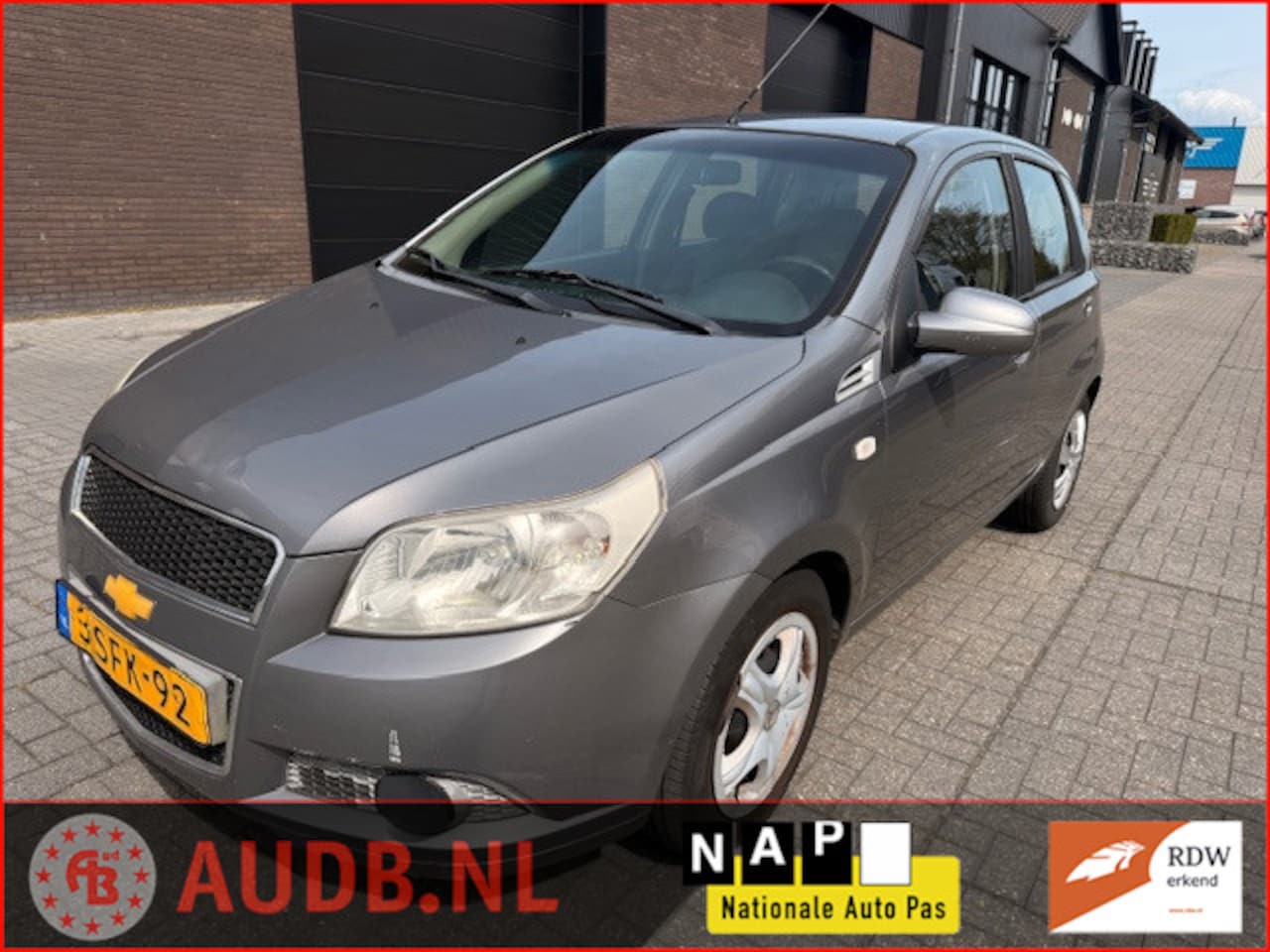Chevrolet Aveo - 1.2 16V LS| 5 DEURS|AIRCO| - AutoWereld.nl