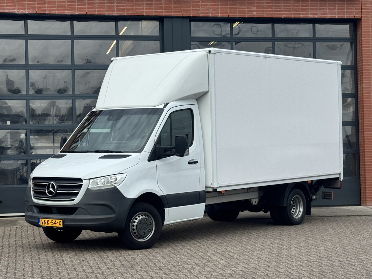 Mercedes-Benz Sprinter - 516 2.2 L3 | Bakwagen + Laadklep | Dhollandia | 10" Mbux | Certified 12 mnd garantie - AutoWereld.nl