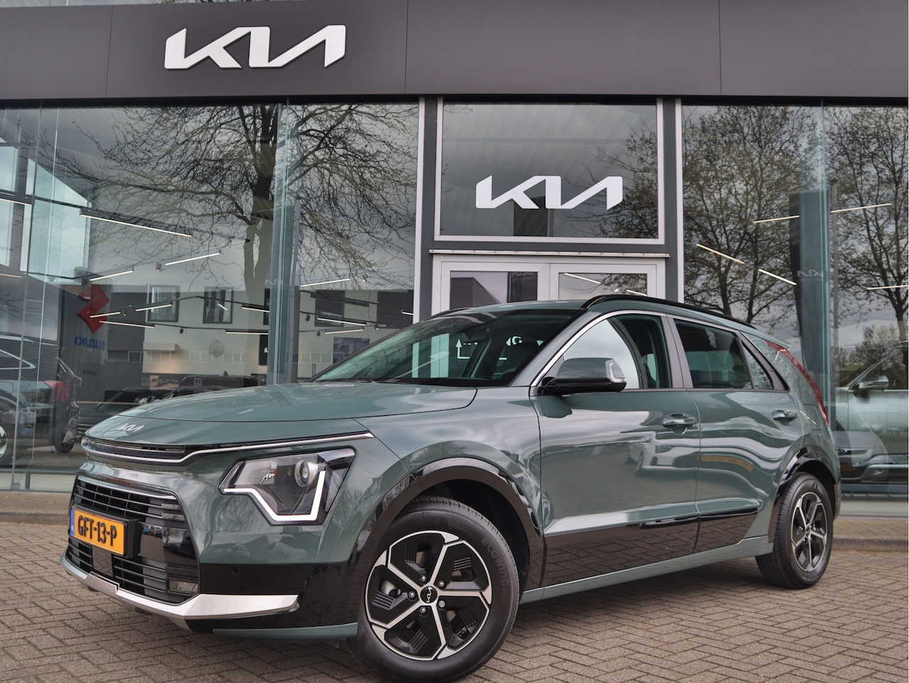 Kia Niro - 1.6 GDi Hybrid DynamicLine | Navigatie | Camera | ECC-Airco | Keyless | Tot 10 Jaar Garant - AutoWereld.nl