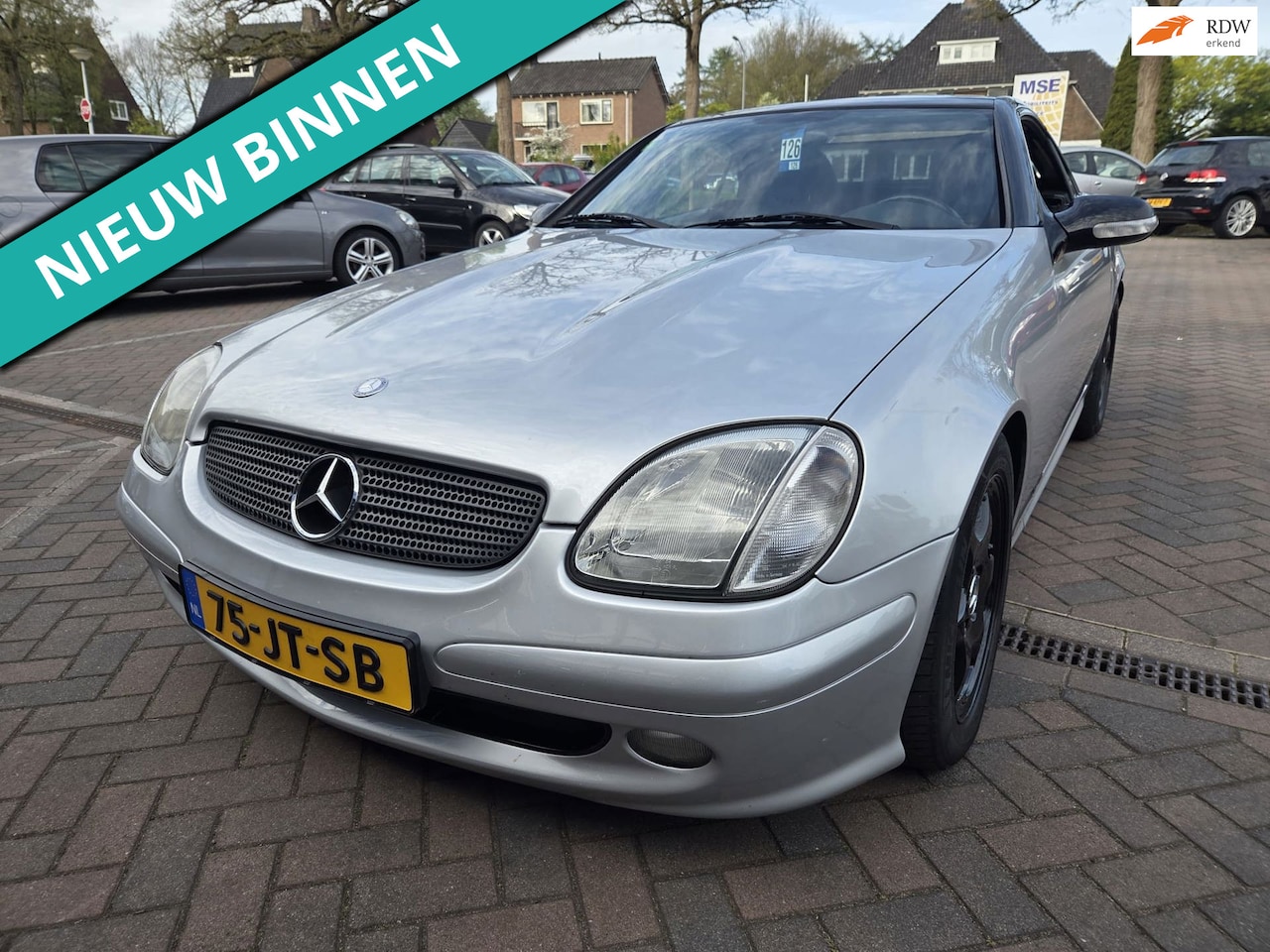 Mercedes-Benz SLK-klasse - 230 K. AUTOMAAT EN TOP ONDERHOUDEN GEWOON LEUKE ZOMER AUTO - AutoWereld.nl