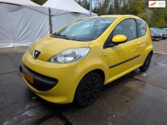 Peugeot 107 - 1.0-12V XR *apk:10-2026