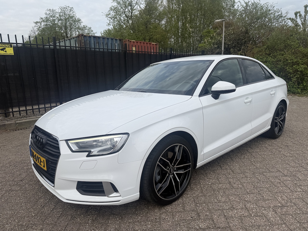 Audi A3 Limousine - 2.0 TFSI quattro Sport Pro Line 2.0 TFSI 190 PK Quattro Sport Pro Line - AutoWereld.nl