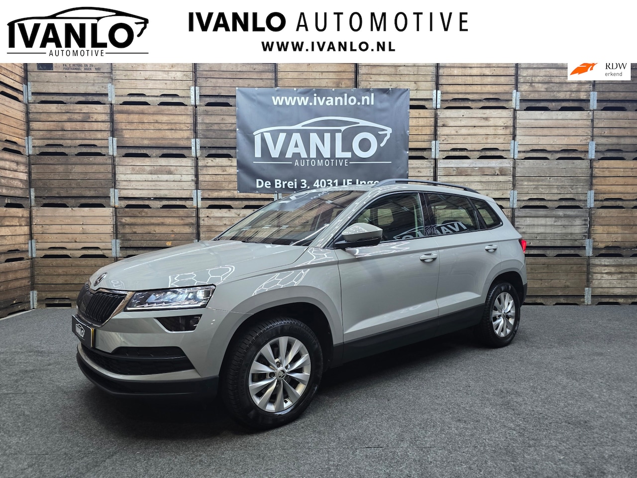 Skoda Karoq - 1.5 TSI ACT Business Edition Pano LED Navi Clima LM - AutoWereld.nl