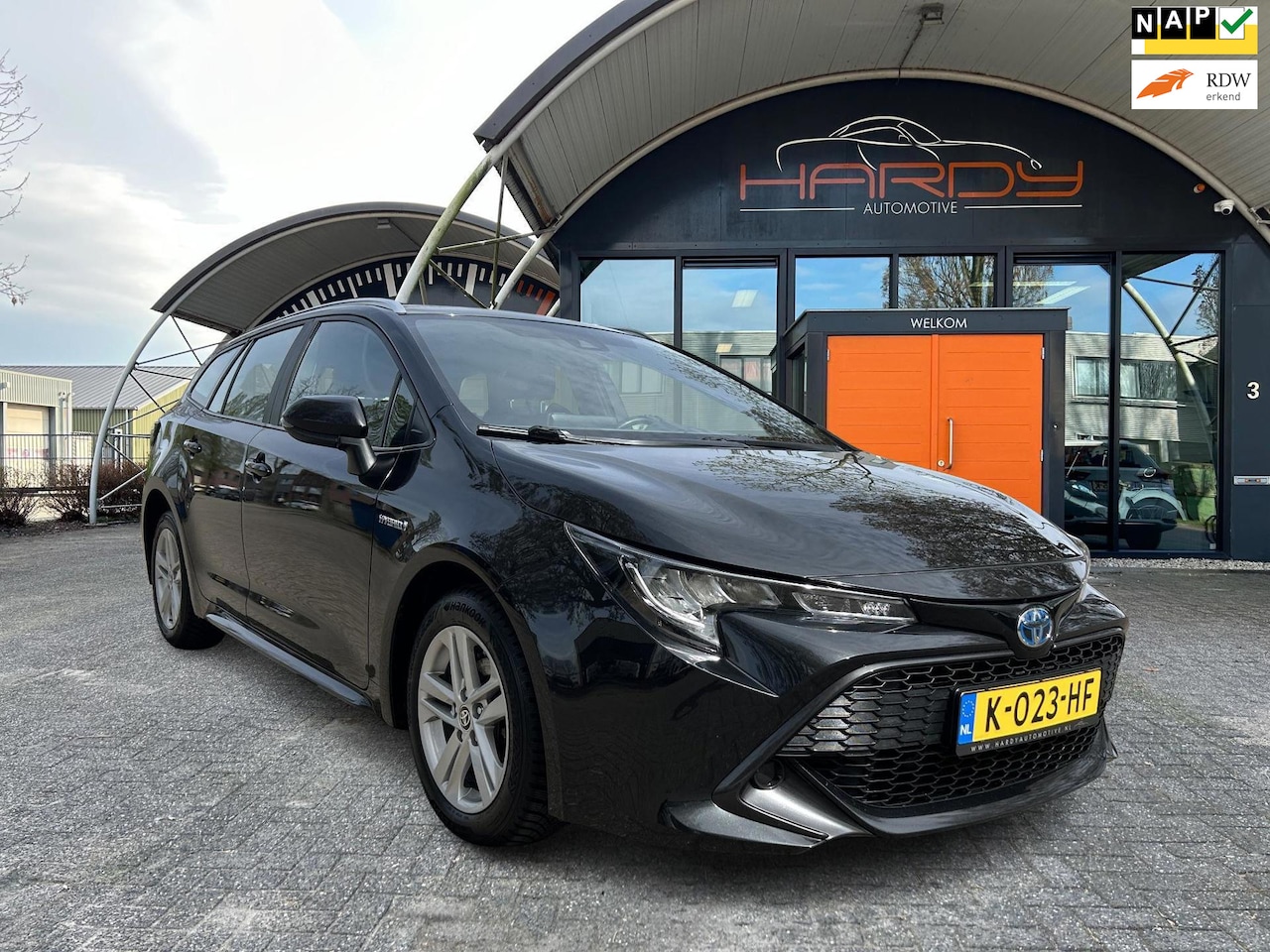 Toyota Corolla Touring Sports - 1.8 Hybrid Business Apple Carplay Rijklaarprijs - AutoWereld.nl