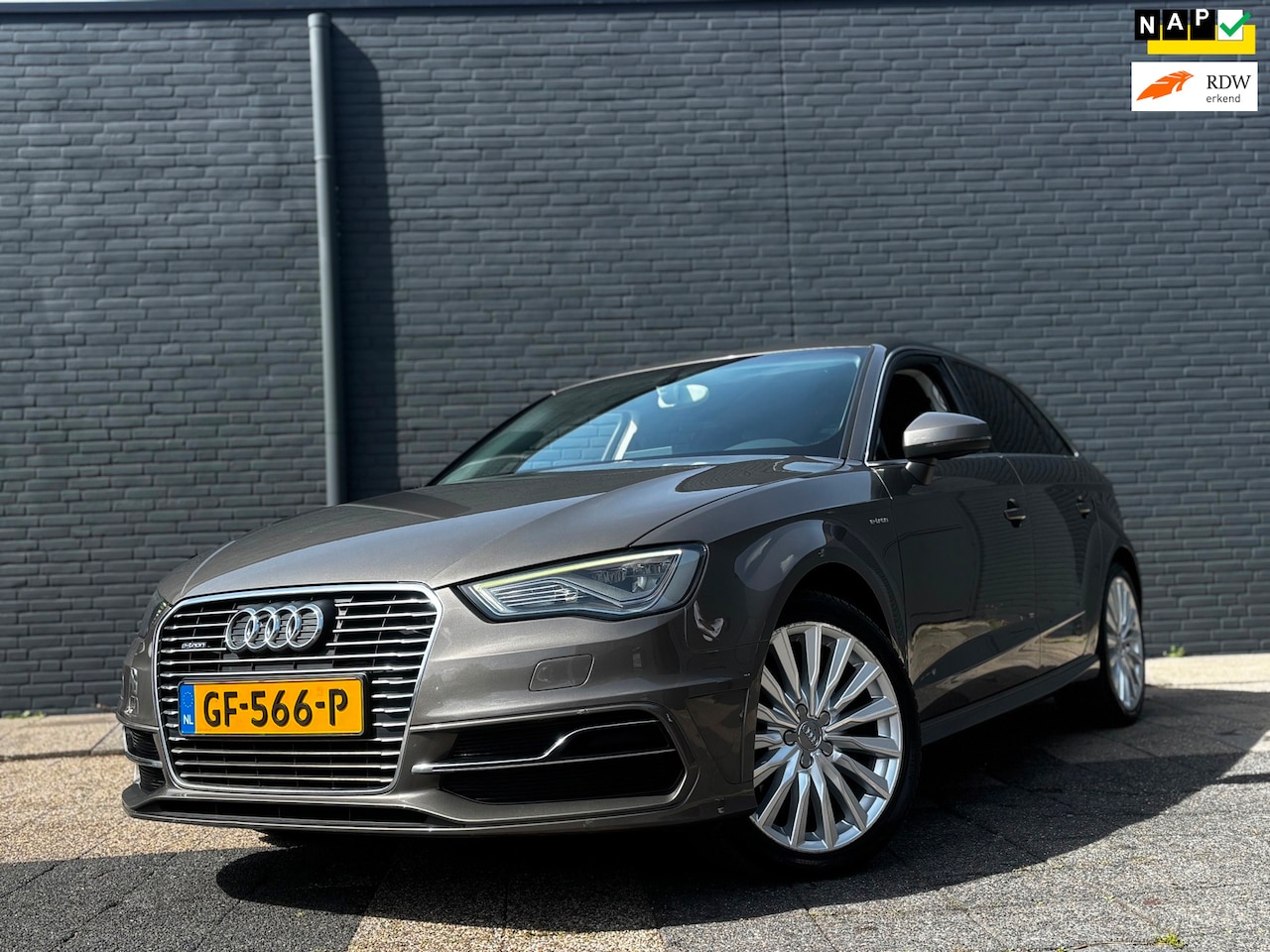 Audi A3 Sportback - 1.4 e-tron PHEV Ambition Pro Line plus 1.4 e-tron PHEV Ambition Pro Line plus - AutoWereld.nl