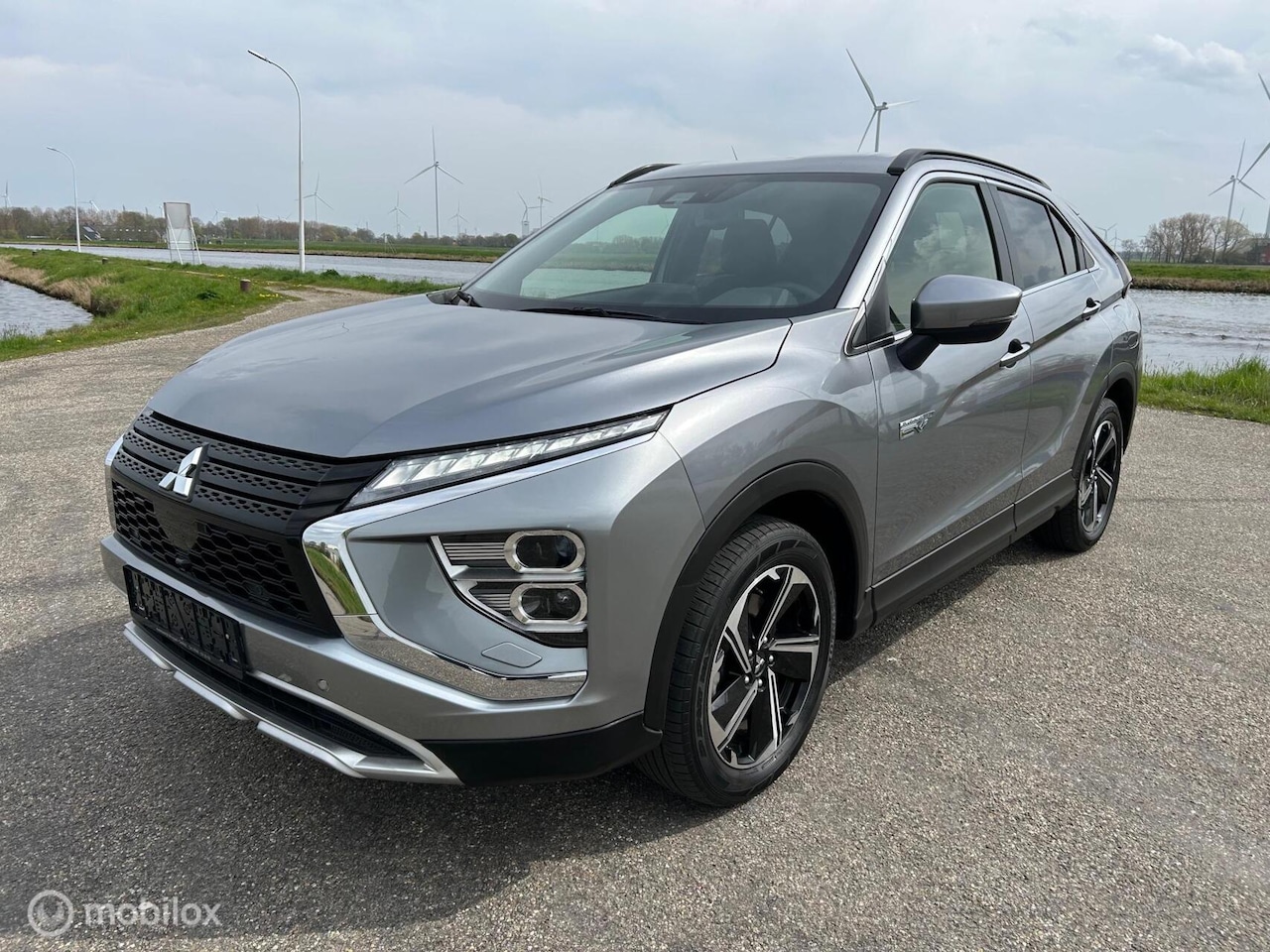 Mitsubishi Eclipse Cross - 2.4 PHEV Intense+ 2.4 PHEV Intense + - AutoWereld.nl