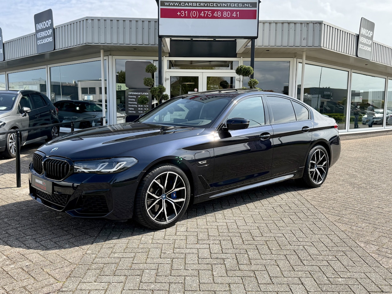 BMW 5-serie - 530e High Executive M sport, Dealeronderhouden, 1e eigenaar, Head up display, Electrische - AutoWereld.nl