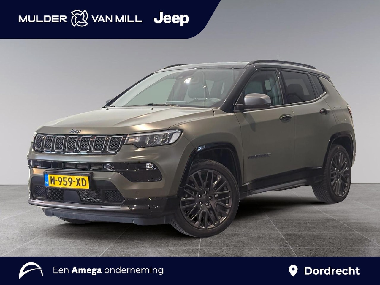 Jeep Compass - 80th Anniversary 4xe PHEV 240pk | LIMITED EDITION! | NAVI | CAMERA | STOELVERW. | PDC V+A - AutoWereld.nl