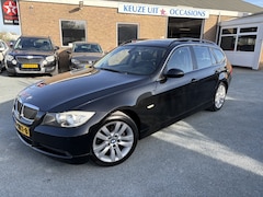 BMW 3-serie Touring - 320i High Executive , Panodak, Leer, Navi, 17 inch Keurige auto
