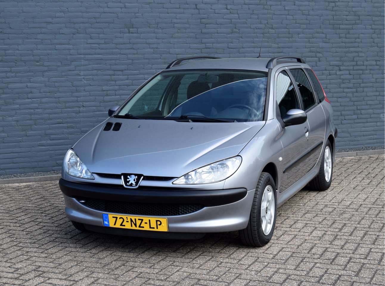 Peugeot 206 SW - 1.4 Pop' Art Trekhaak Nieuwe distributie winterset airco - AutoWereld.nl