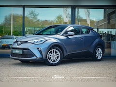 Toyota C-HR - 1.8 Hybrid Dynamic / Carplay / Adaptive Cruise / Camera
