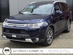 Mitsubishi Outlander - 2.0 Instyle 4WD / 7 persoons / Org. NL / Panoramadak / Trekhaak /