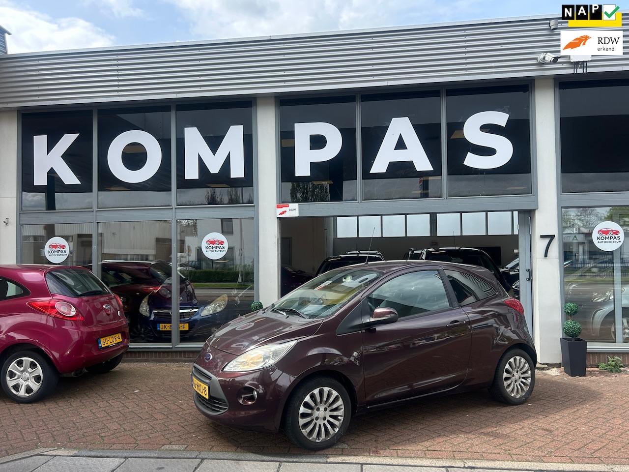 Ford Ka - 1.2 Titanium |NAP|AIRCO|EL.RAMEN|APK2027|LM.VELGEN - AutoWereld.nl