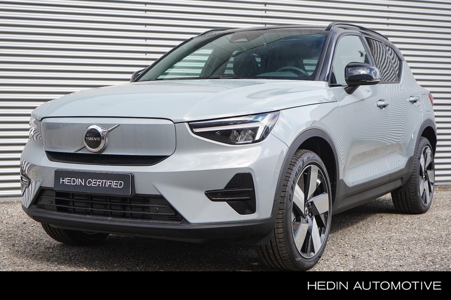 Volvo EX40 - Single Motor Extended Range Plus 82 kWh | Voorraad | Warmtepomp | Panorama dak | 20 inch | - AutoWereld.nl