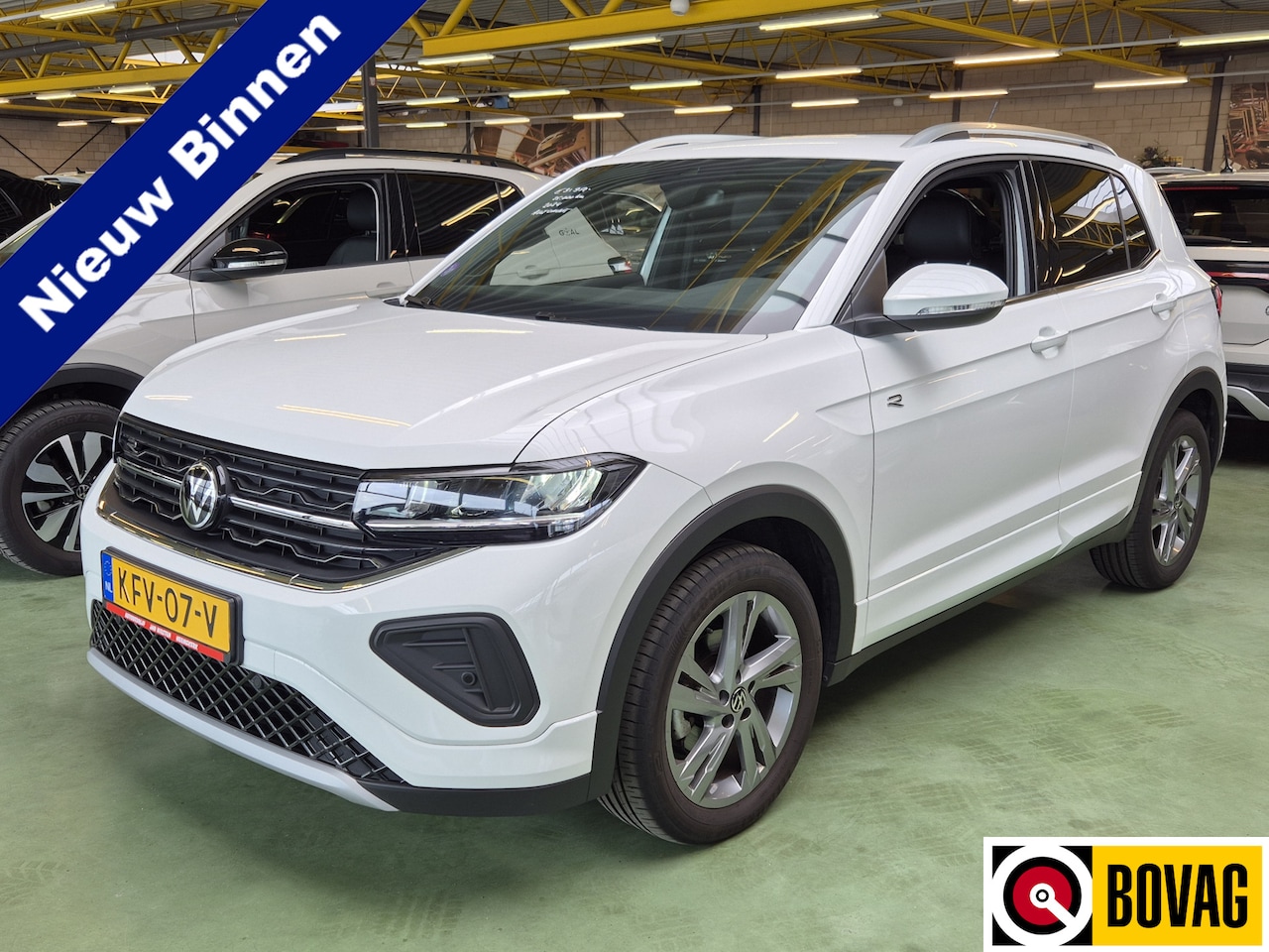 Volkswagen T-Cross - 1.5 TSI R-Line -150pk- Automaat | Camera | Rijklaarprijs incl. 1 jaar Bovag garantie - AutoWereld.nl