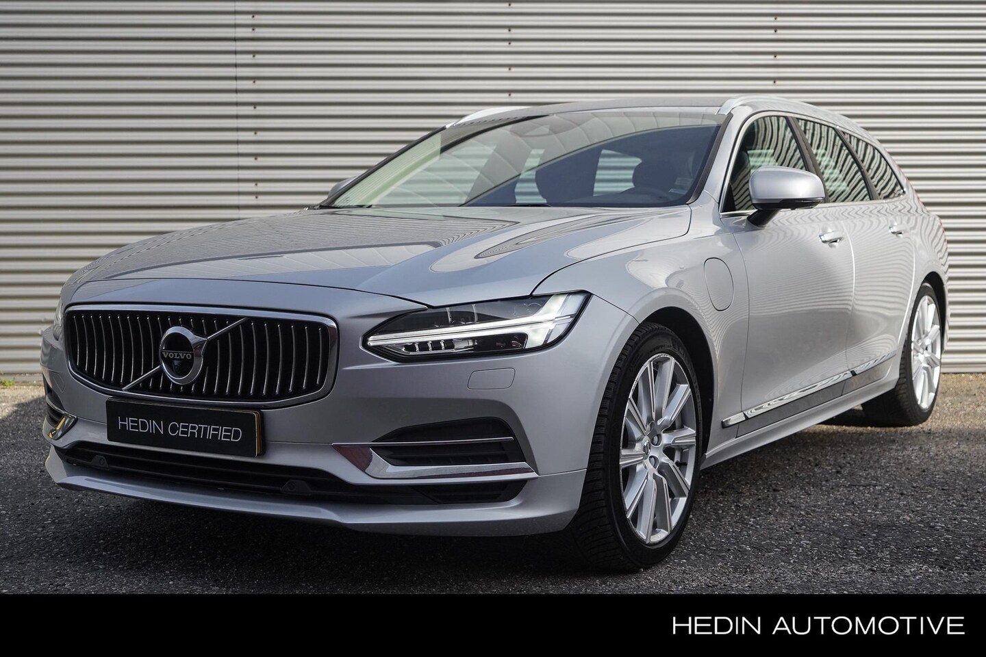 Volvo V90 - T8 AWD Inscription | Adaptive Cruise | BLIS | Head-up | Trekhaak | 360 Camera | - AutoWereld.nl