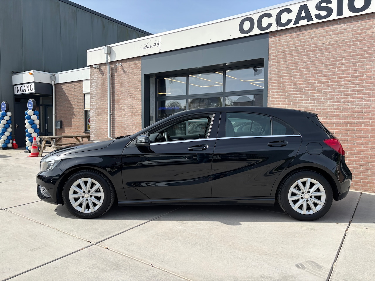 Mercedes-Benz A-klasse - 180 Ambition | Org-NL auto. Trekhaak. Automaat. Xenon. Sportstoelen. Navi.