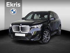 BMW iX1 - eDrive20 | M Sportpakket | Innovation Pack | Head-Up Display | Comfort Access | Panoramada