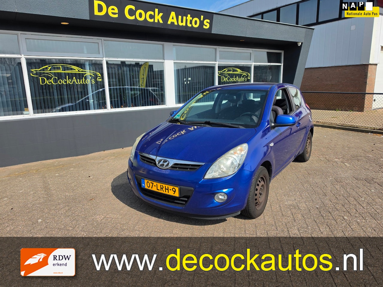 Hyundai i20 - 1.2i Business Edition/NW APK 04-2027 - AutoWereld.nl