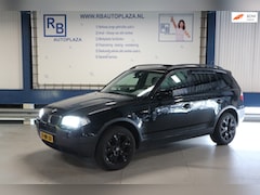 BMW X3 - 3.0i Executive Aut / Pano / Black pack / Lees teksten