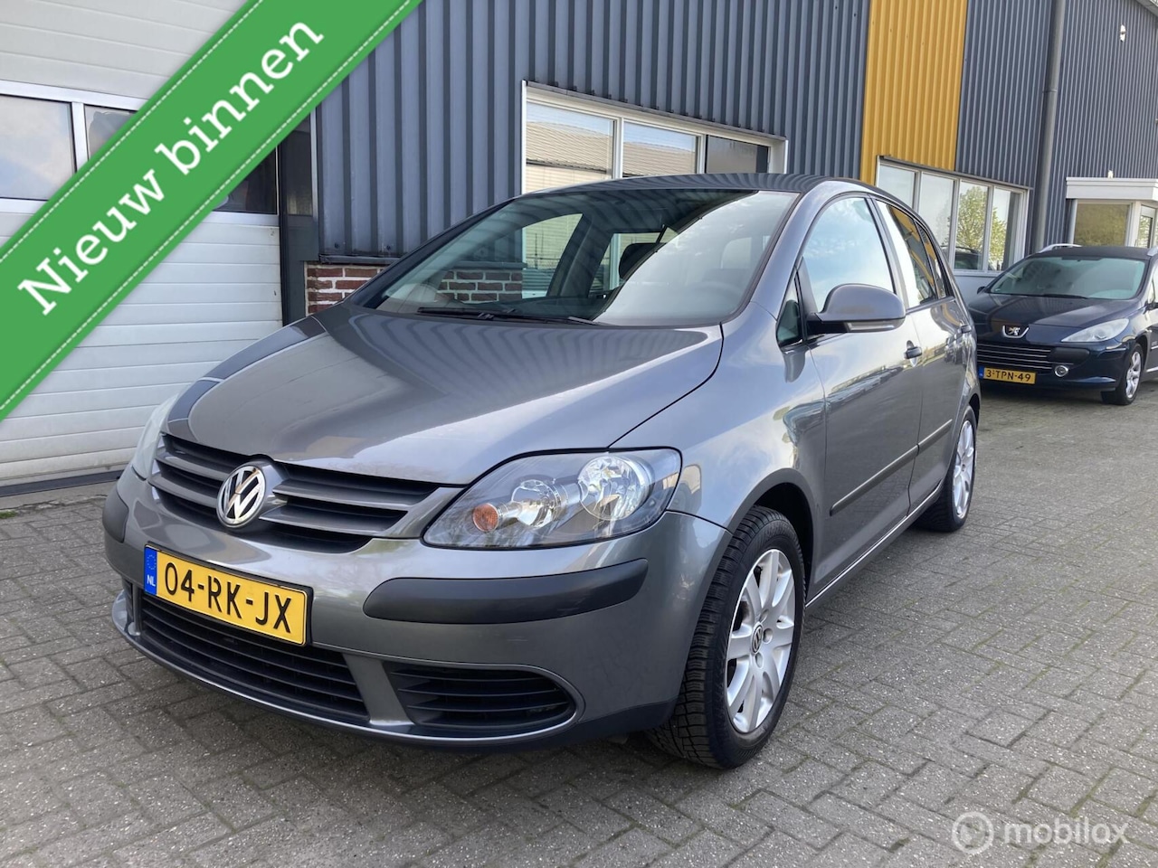 Volkswagen Golf - 1.6 FSI Comfortline Business TREKHAAK! - AutoWereld.nl