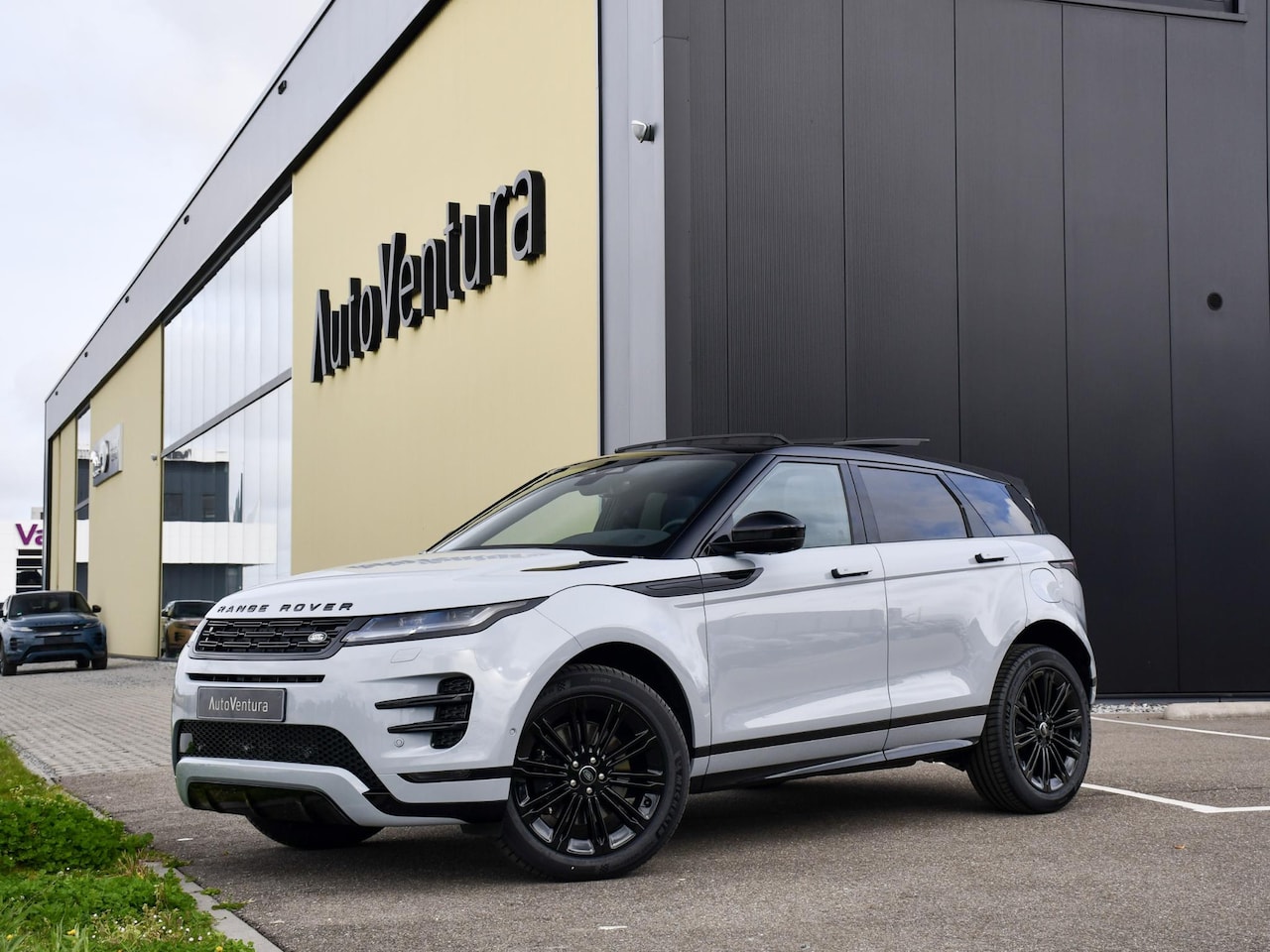 Land Rover Range Rover Evoque - 1.5 P270e PHEV Dynamic SE l Facelift l Black Pack l Meridian l Adapt. Cruise l Panorama da - AutoWereld.nl