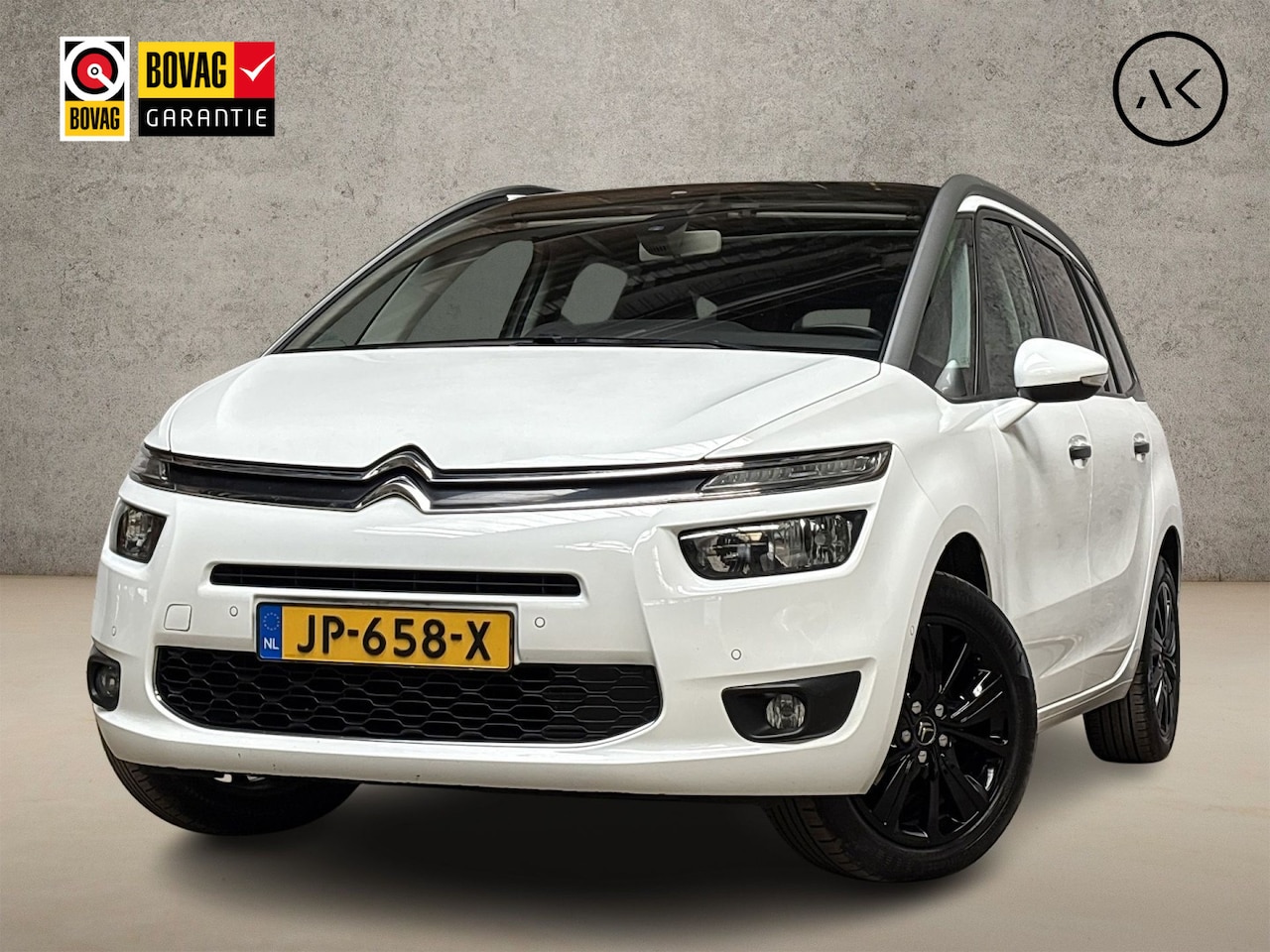 Citroën Grand C4 Picasso - 1.2 PureTech Sport 7 Persoons (PANORAMADAK, NAVIGATIE, CAMERA, GETINT GLAS, SPORTSTOELEN, - AutoWereld.nl