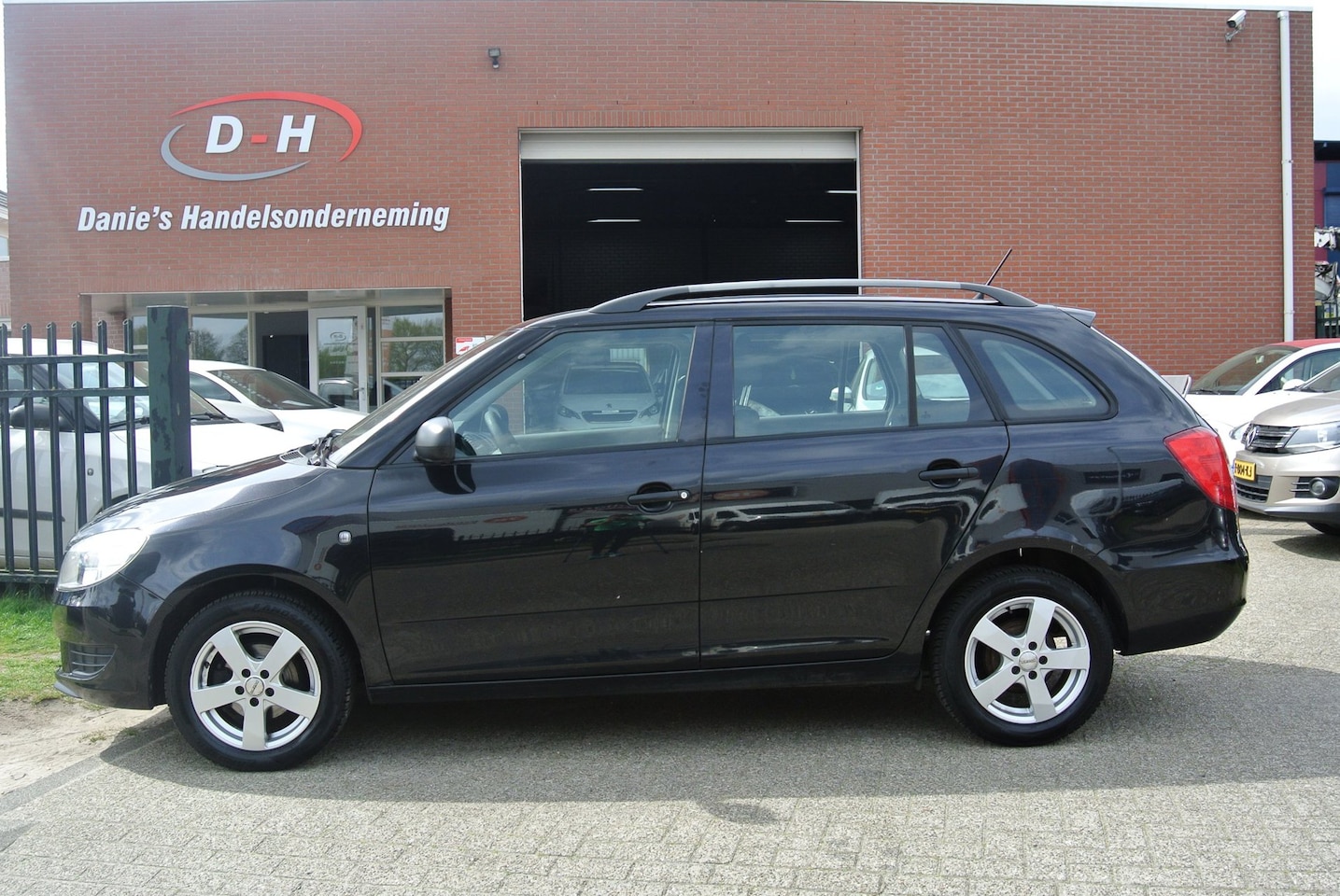 Skoda Fabia Combi - 1.2-12V Fresh airco apk 02-10-2026 inruil mogelijk - AutoWereld.nl