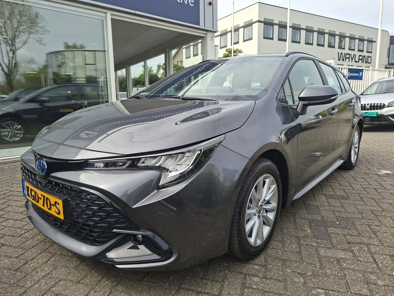 Toyota Corolla Touring Sports - Hybrid 140 Active - AutoWereld.nl